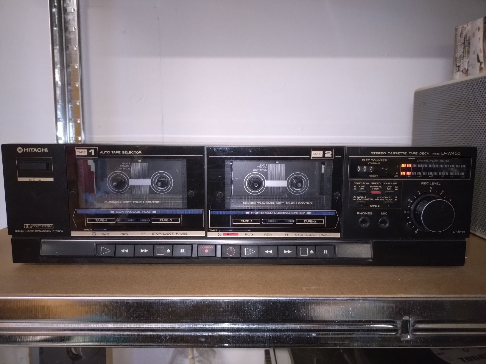 Hitachi Registratori: Deck  à cassettes Hitachi D-W450 - – Difettoso da Farvagny-le-Grand venduto da LaCaverne