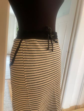 Dutch Tramontana black and white striped sporty skirt