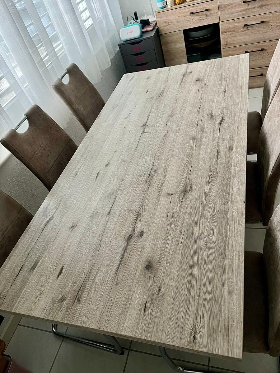 Tische: Esstisch Top Zustand! – Gebraucht aus Hergiswil LU von berrer