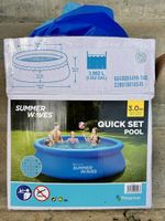 Schwimming pool
