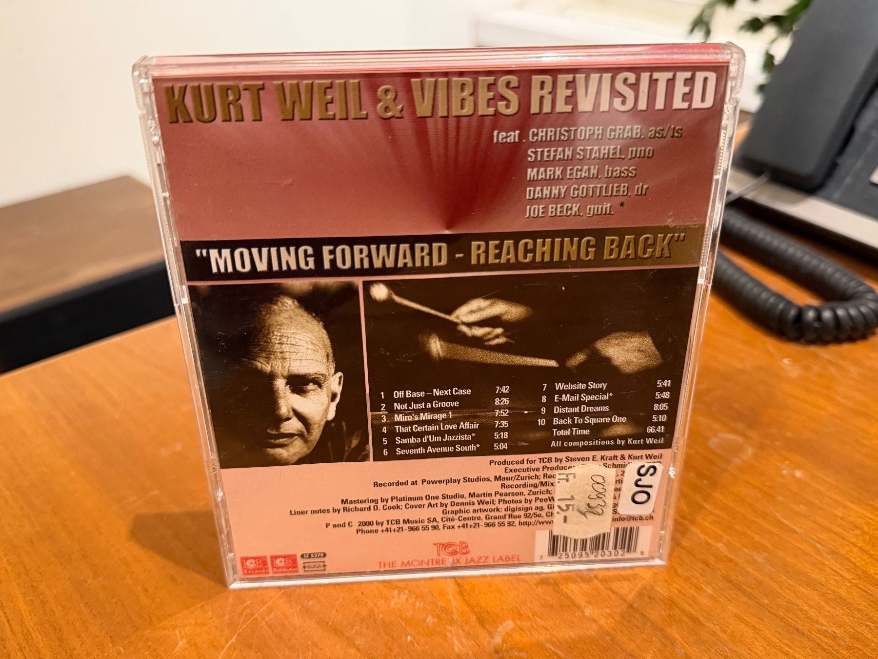 CD: Kurt Weil & Vibes Revisited - Moving Forward - KA02CS – Usato da Küsnacht ZH venduto da JazzRecords 1