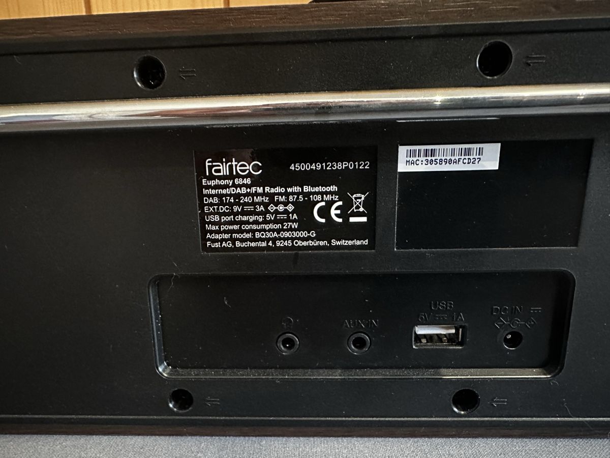 Systèmes audio & multimédias: Internet/DAB+/FM Radio mit Bluetooth – D'occasion à Azmoos par d.bean75 2