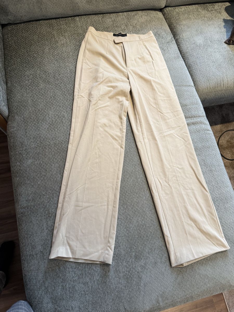 Pantalons: beige Stoffhose, Pull&Bear – D'occasion à Burg AG par san_y56v 1