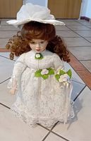 Puppe "Sophie" 45 cm mit Puppenständer