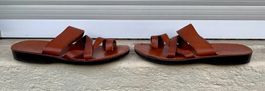 Superbes sandales minimaliste CAMEL 100%cuir n.38