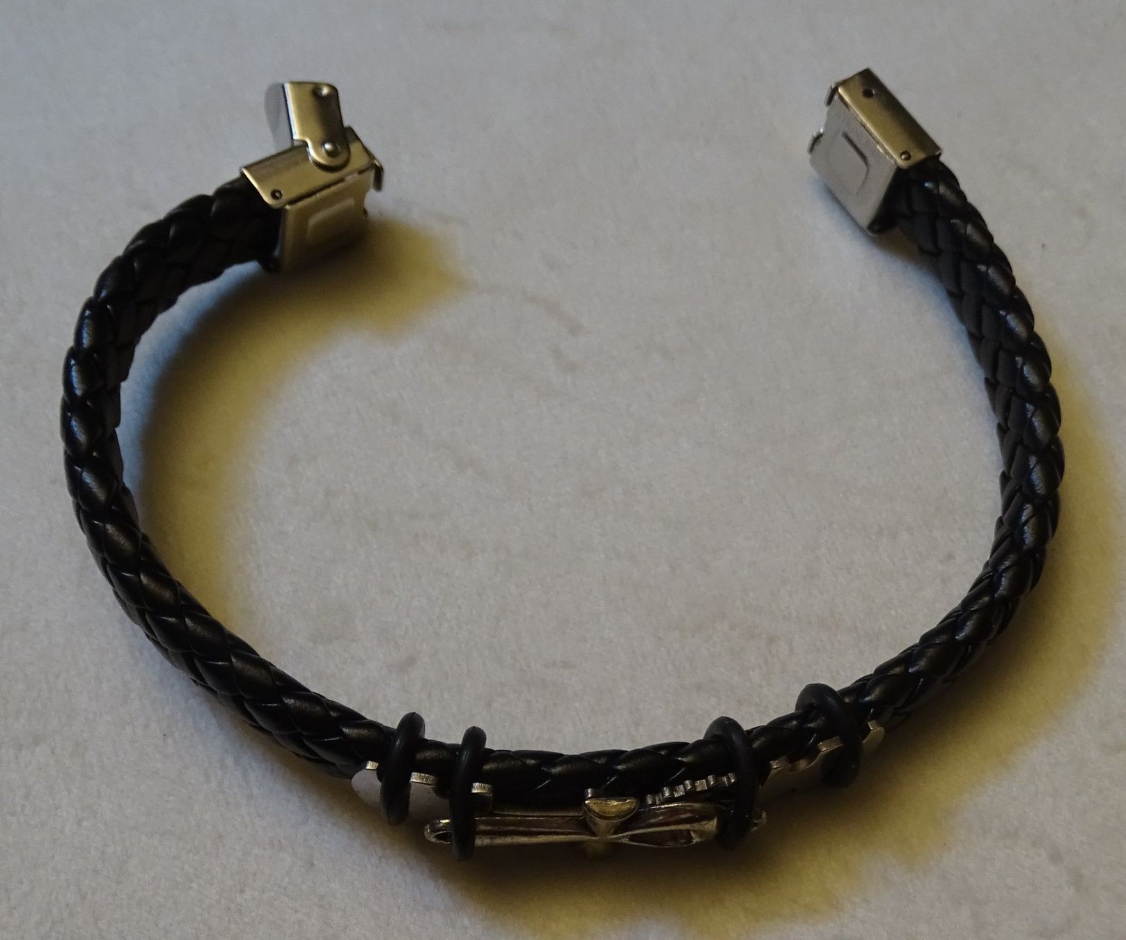 Armbänder & -reifen: ***TOP*** Leder Armband mit Emblem***TOP*** – Gebraucht aus Zofingen von Felix459 1