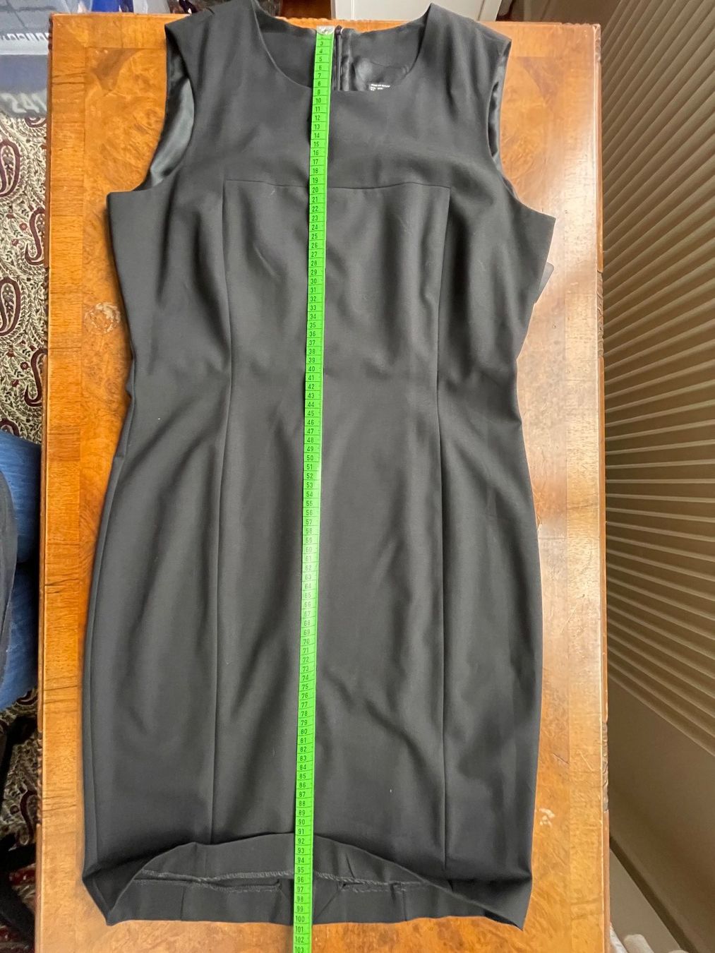 Vestiti: Robe noire – Usato da Pully venduto da Mazette