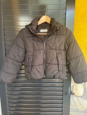 Mädchen Winterjacke 134 schwarz Top Zustand