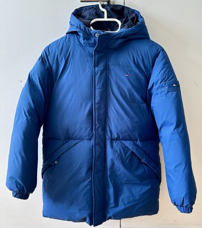 Tommy Hilfiger Daunenjacke Gr. 152 neuw.