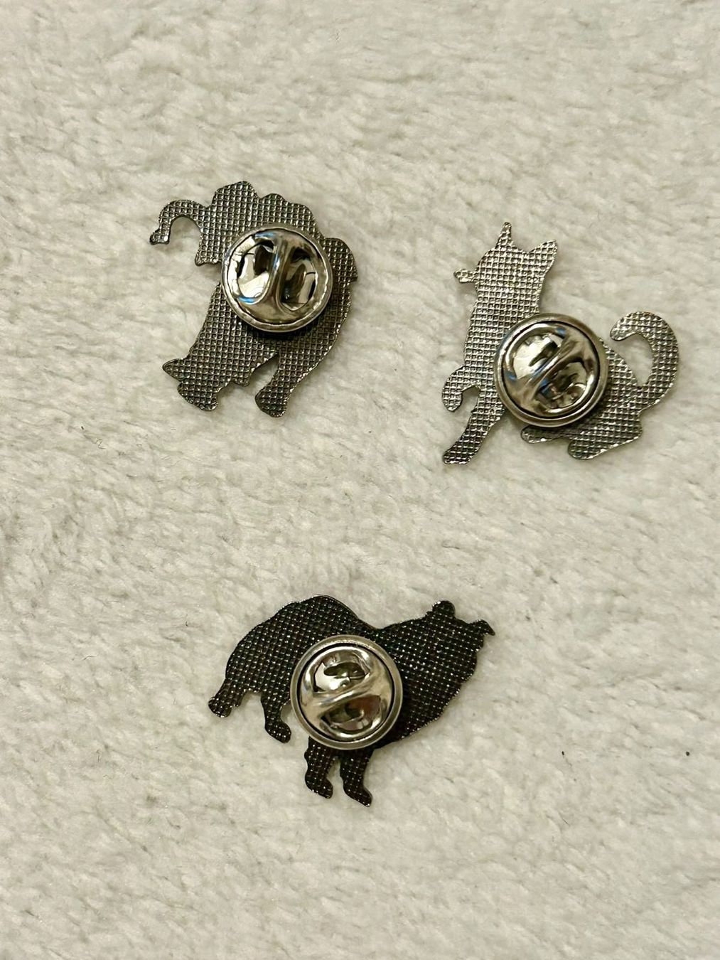 Plaketten & Abzeichen: Pin Set Tiere Alt – Gebraucht aus Uster von xBeccax 2