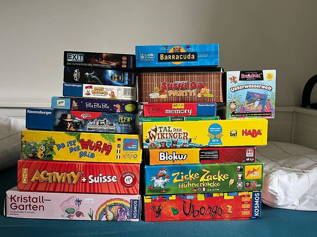 Jeux: 17 Gesellschaftsspiele – D'occasion à Zürich par cat