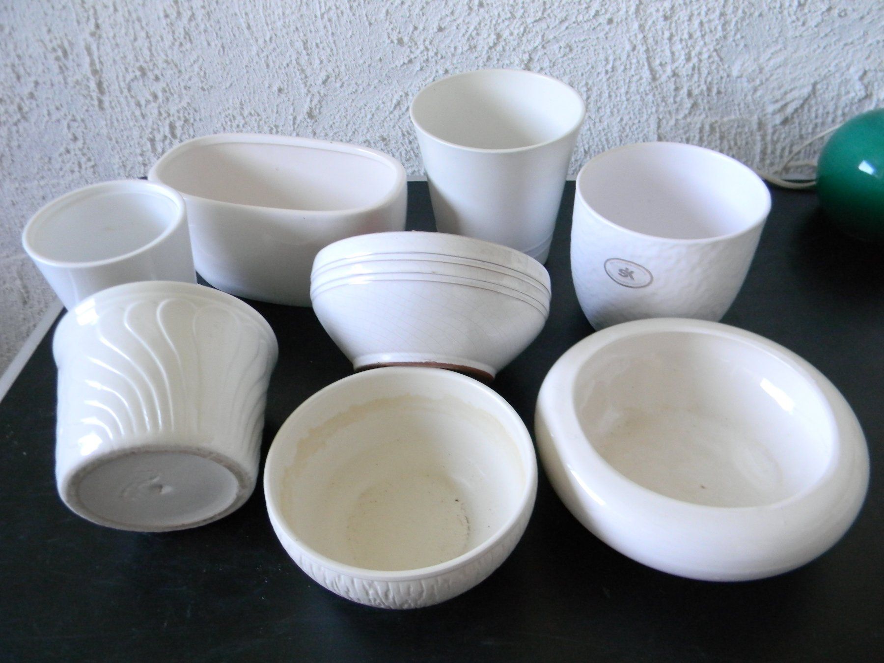 Vasi per fiori: lot de 8 cache-pots blancs – Usato da Bournens venduto da monique048