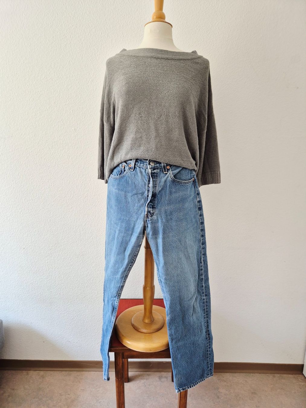 Pullover & Sweatshirts: PULLOVER PULLI TOM TAYLOR S 36 GRAU , TOP ZU LEVI'S HOSE – Gebraucht aus Elsau von the-colorful-side 4