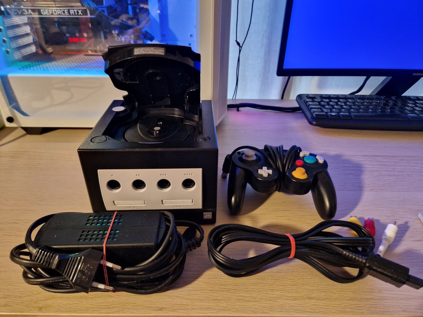 Nintendo Console: Gamecube Rétro Originale + Jeux + Memory Card + manette ! – Usato da Belmont-Lausanne venduto da Stephane_C 2