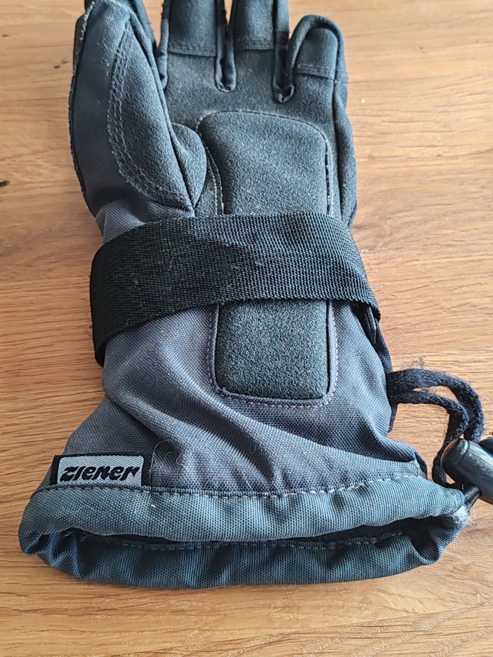Ziener Handschuhe & Handstulpen: "Ziener" Ski-oder Snowboard-Handschuhe – Gebraucht aus Egnach von bgdo26 3