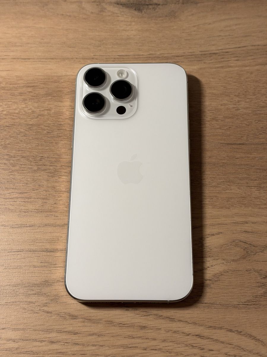 Apple Telefoni cellulari / Smartphones: IPHONE 16 PRO MAX 256 GB 95% – Nuovo (secondo la descrizione) da Cointrin venduto da res_nvs8 1