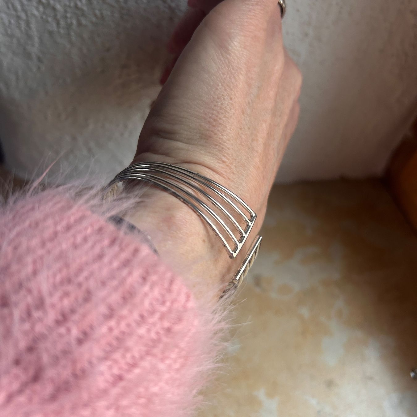 Bracciali & Braccialetti: Silberfarbiger Armreif (standardgrösse) – Usato da Dittingen venduto da Bellevista 6