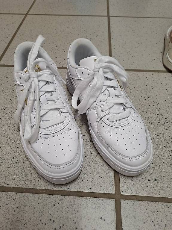 Puma Scarpe da donna: Puma Schuhe Grösse 39 – Usato da Oberflachs venduto da lea_6zzp 2
