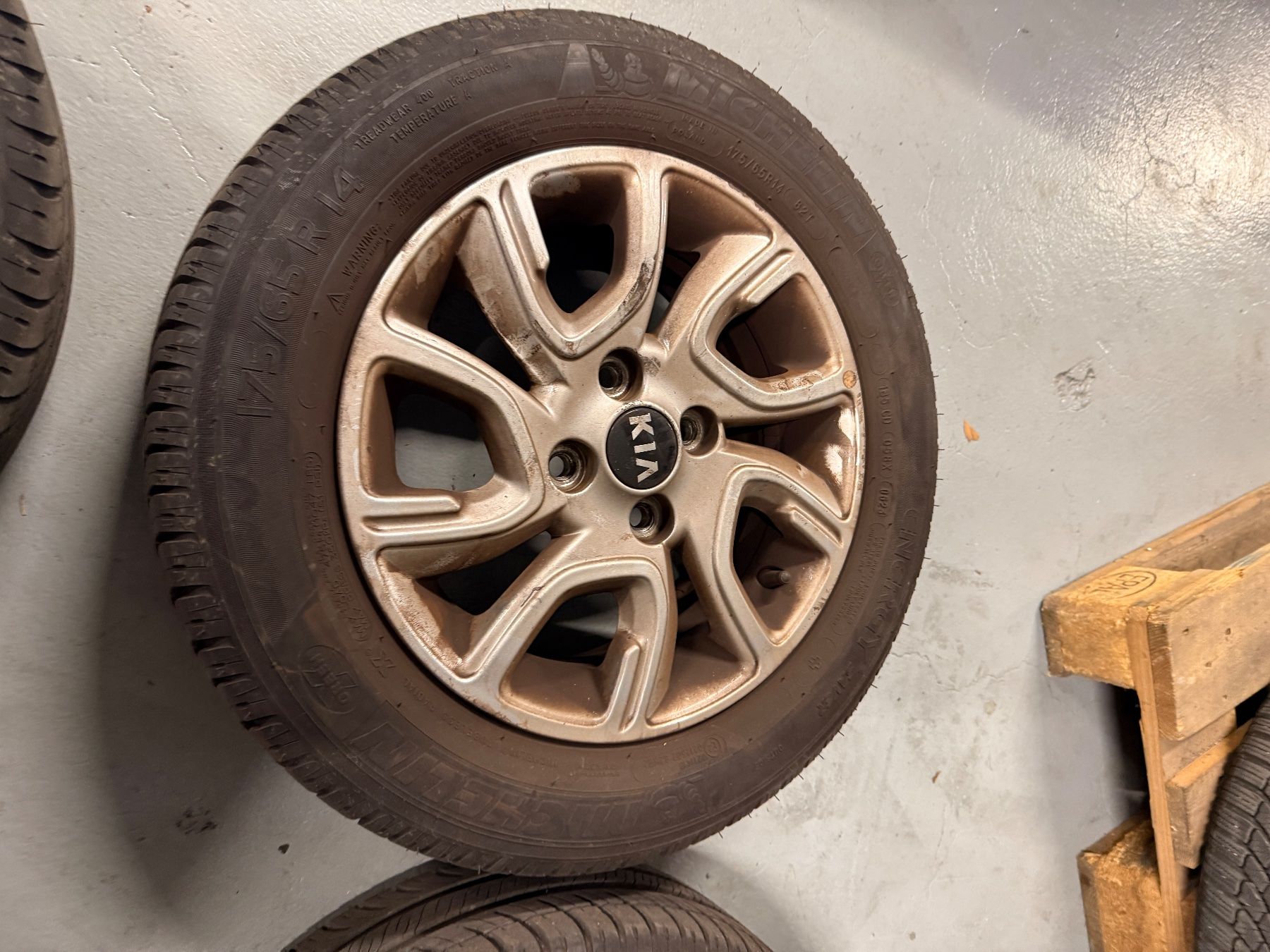 Kia Pneus & Kompletträder: Sommer Kompletträder Kia Picanto – Gebraucht aus Nürensdorf von Jetti50 2