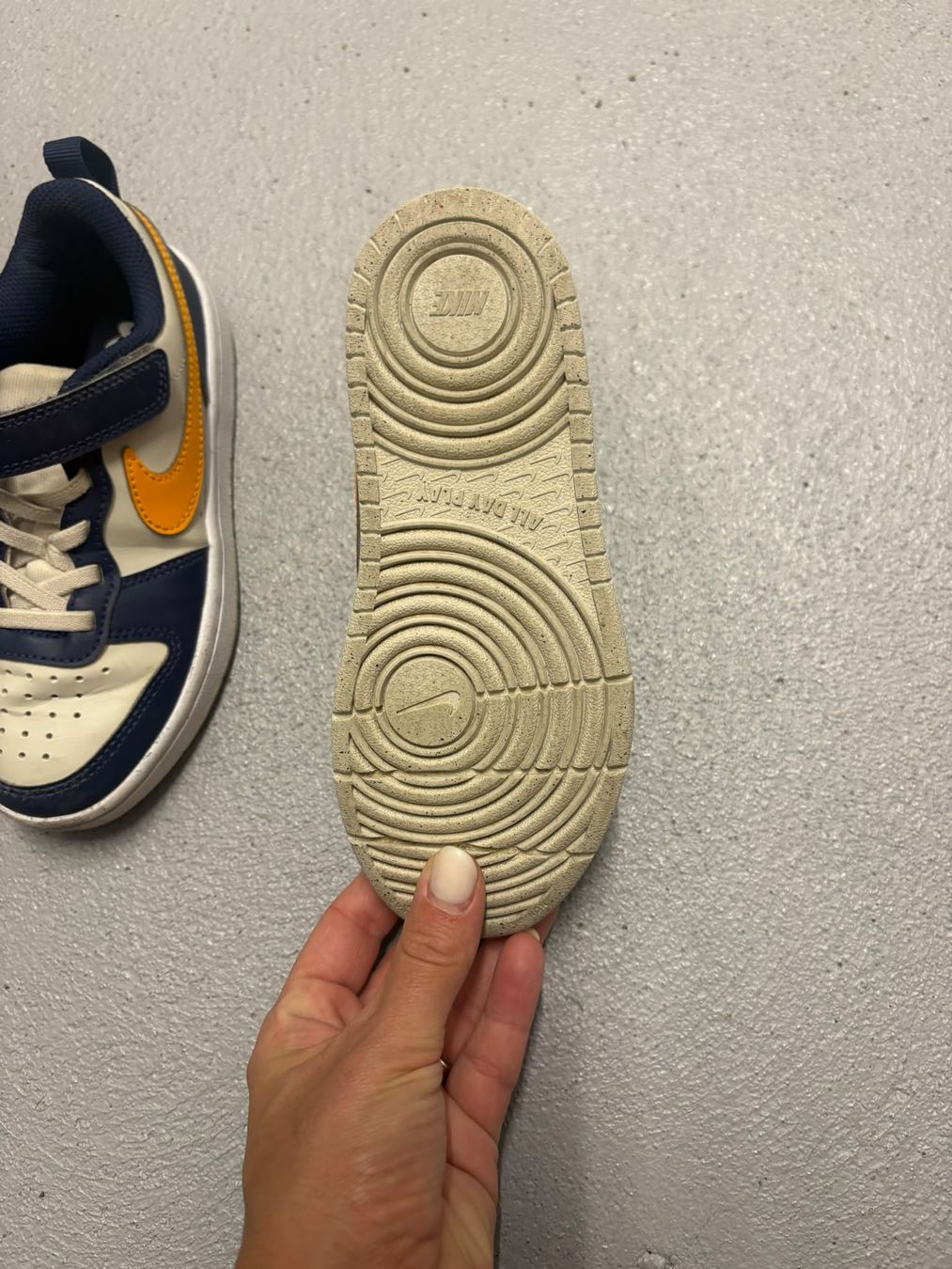 Nike Scarpe per ragazzi: Nike Schuhe – Usato da Stäfa venduto da Armin_Dervic 2