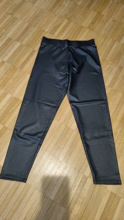 3/4 KUNSTLEDER LEGGINS GR. S/36 CHICOREE NEU