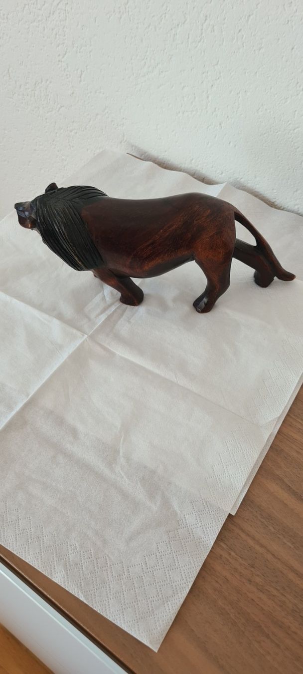 Skulpturen & Statuen: geschnitztes Holztier aus Kenia "Löwe 10 cm" – Neu (gemäss Beschreibung) aus Münchenbuchsee von Angerer1311 3