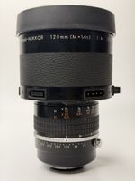 Nikkor 120mm Super Makro Portrait Objektiv mit Ringblitz