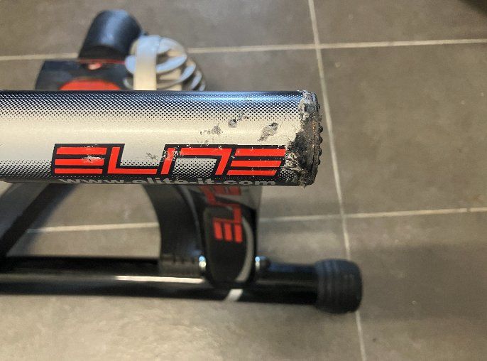 Hometrainer: Elite Crono Fluid Rollentrainer – Gebraucht aus Männedorf von mar_7sxg 4