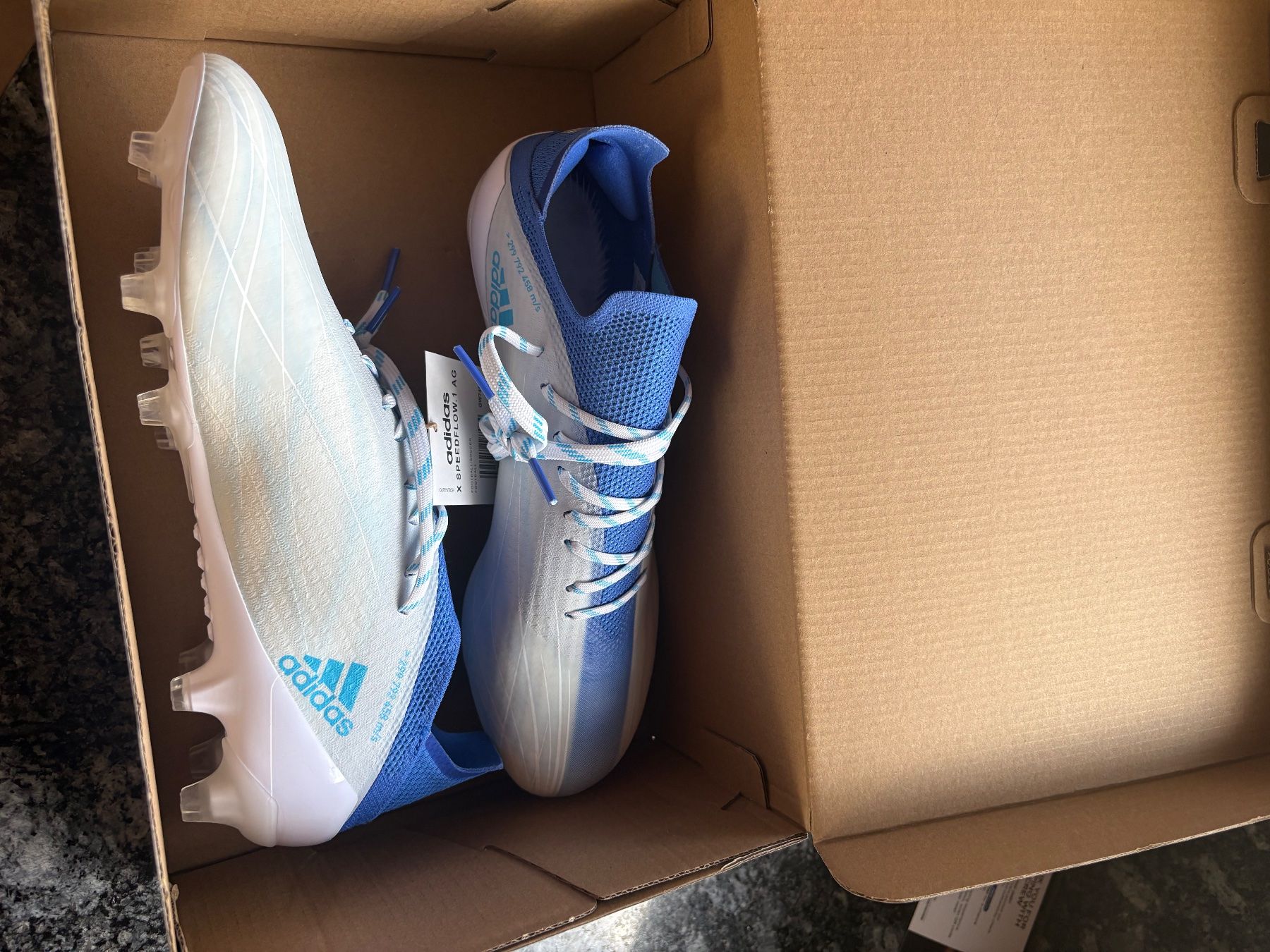 Chaussures hommes: Adidas Speedflow NEU – Neuf avec emballage d'origine à Visperterminen par yve_5plp