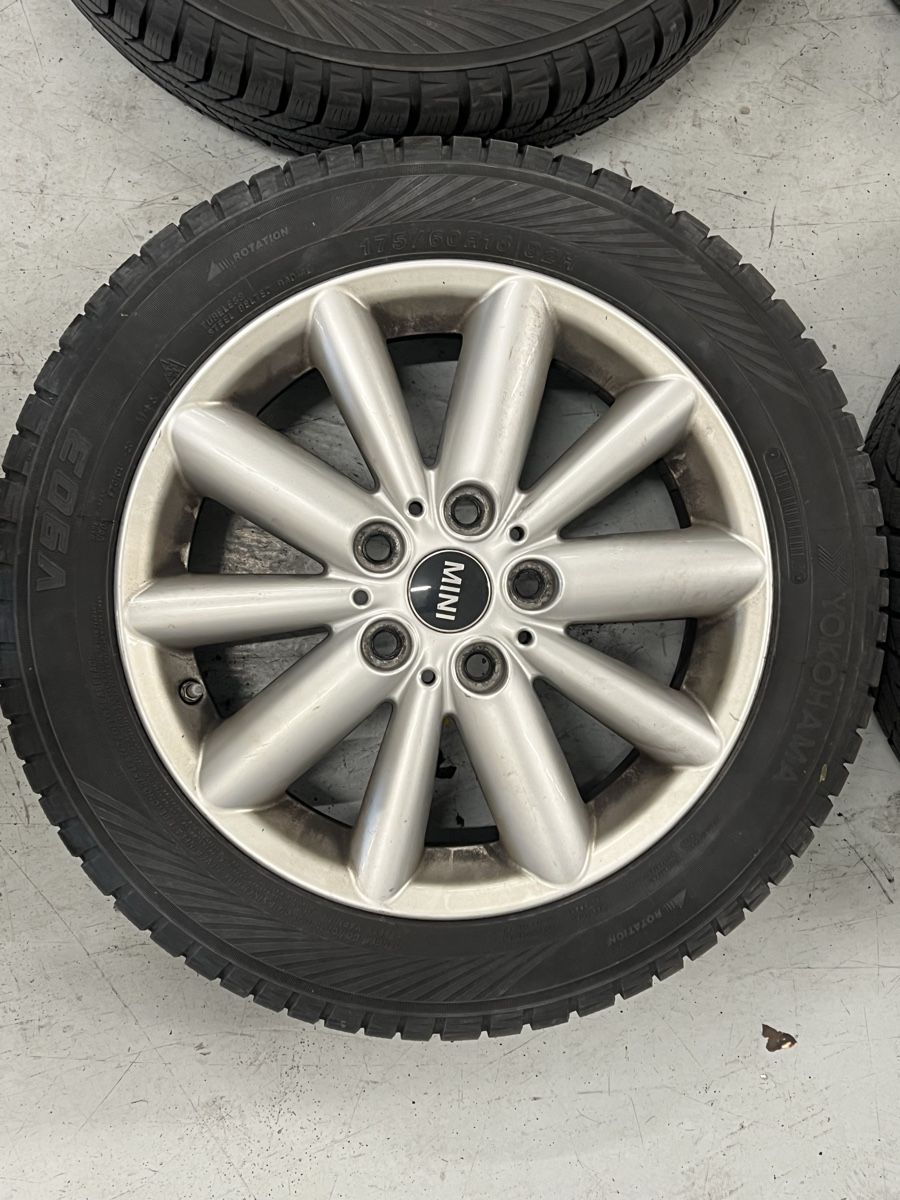 Mini Jantes: Winterkompletträder Mini Cooper 175/60/16 – D'occasion à Hünenberg par Auto-Klinik01 3