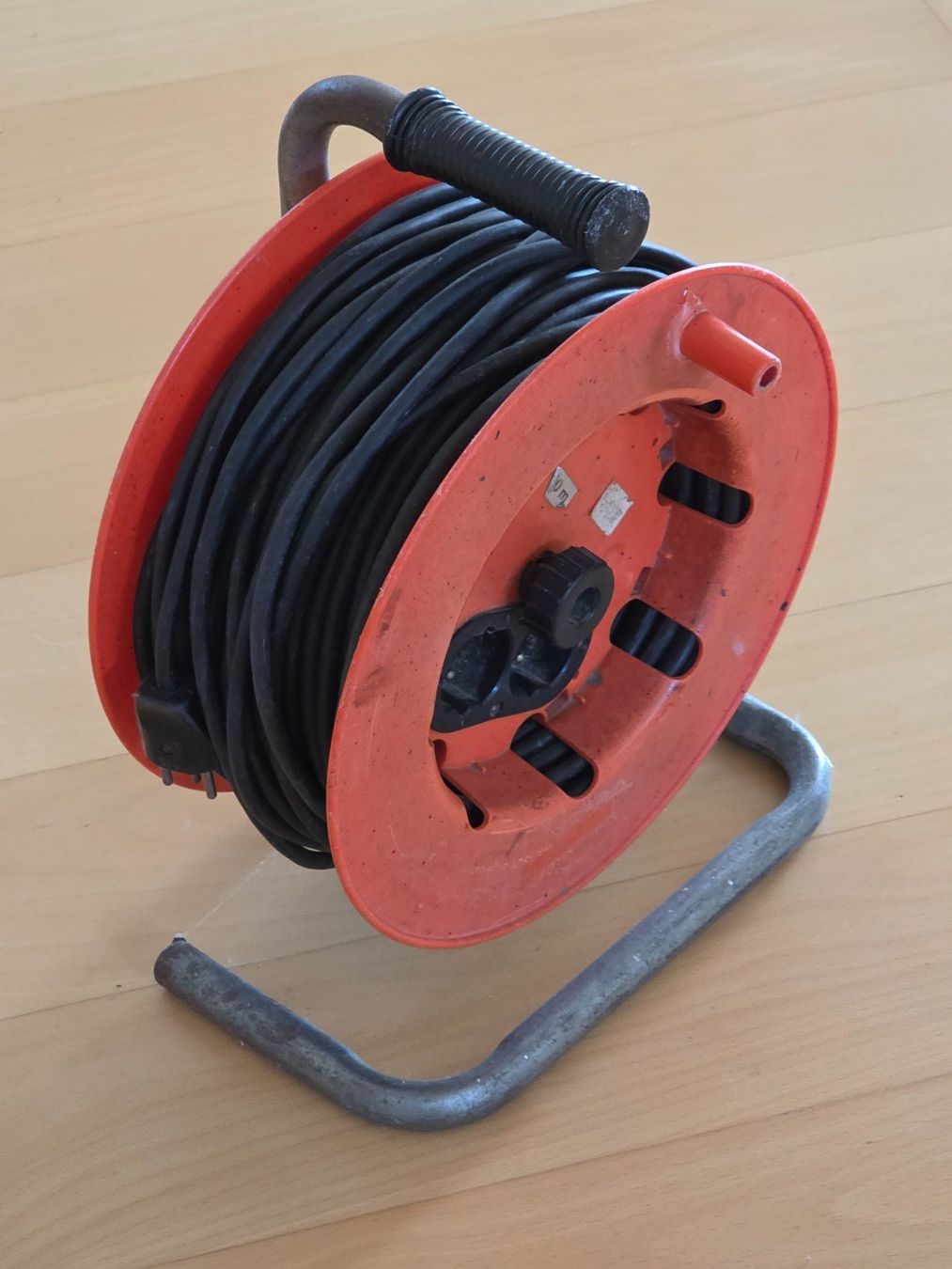 Kabel: Kabeltrommel / Kabelrolle 50 Meter – Gebraucht aus Feusisberg von ajjcrf44 1