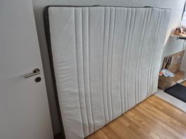 Matratze 160x200cm, ca. 4 jährig, war mir zu hart