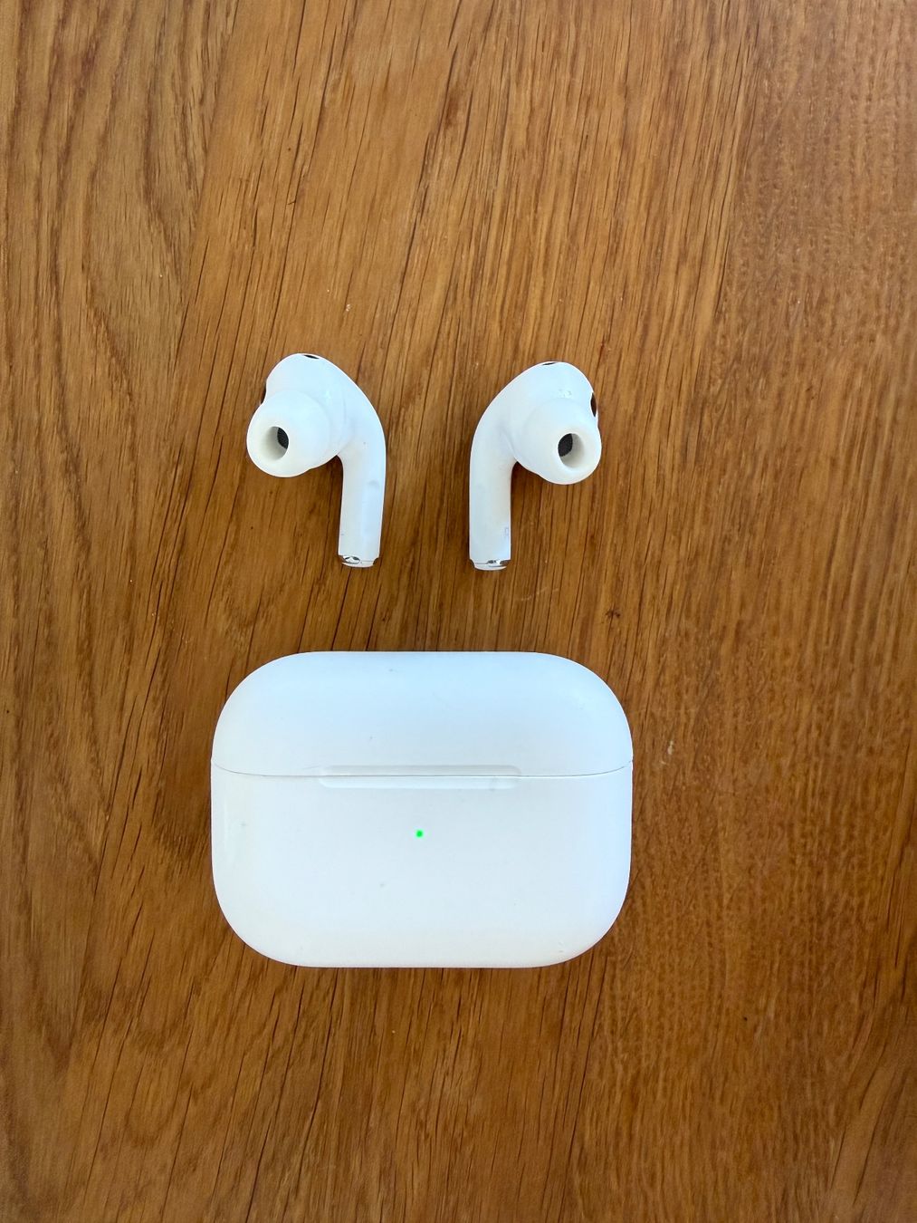 Apple Cuffie: APPLE AirPods Pro 2 (USB-C) – Usato da Lausanne venduto da Nine1982 3