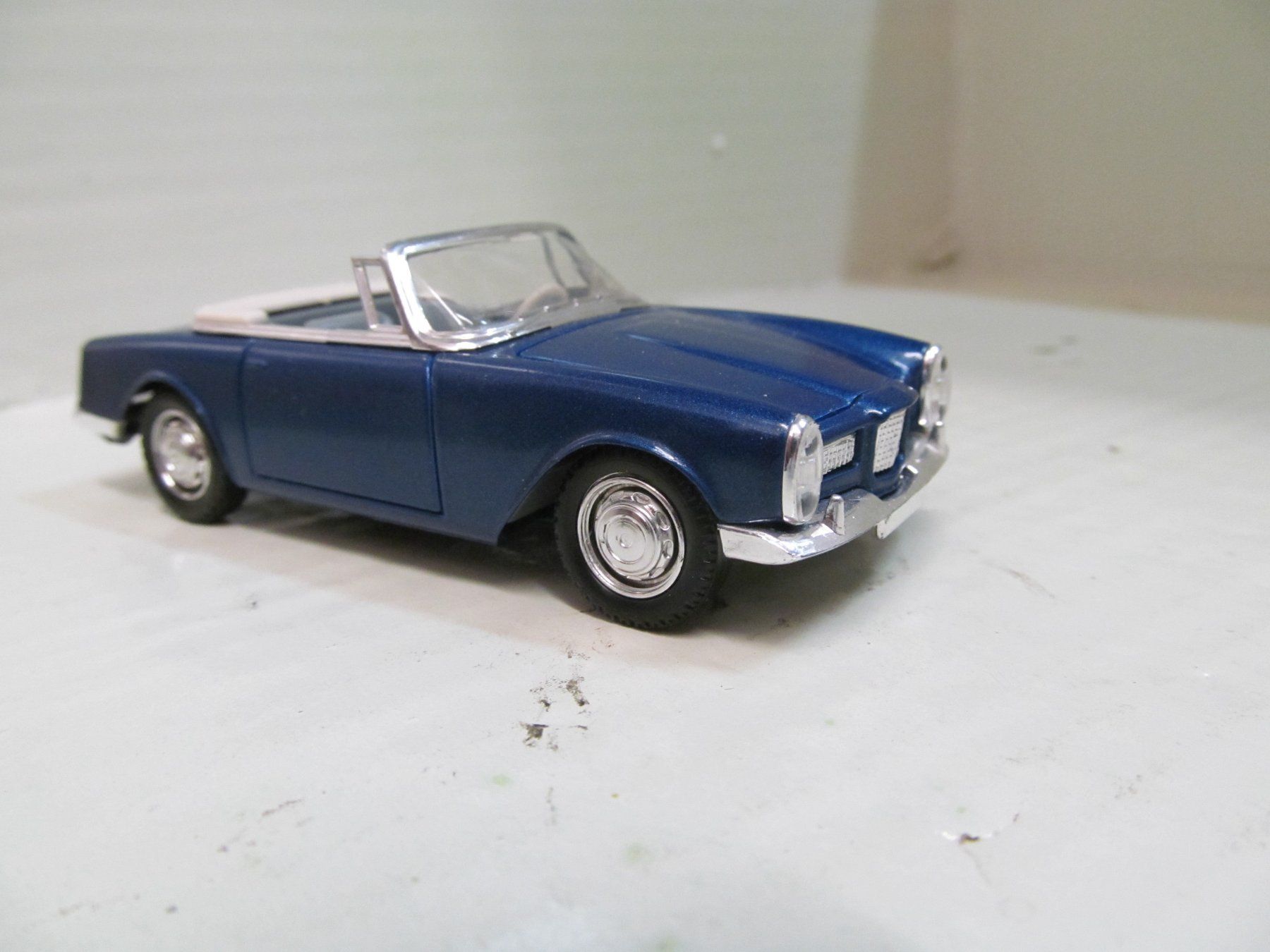 Solido Modellini d'auto: FACEL VEGA 2 1962   SOLIDO  1:43 – Usato da Grueningen venduto da malamut56 3