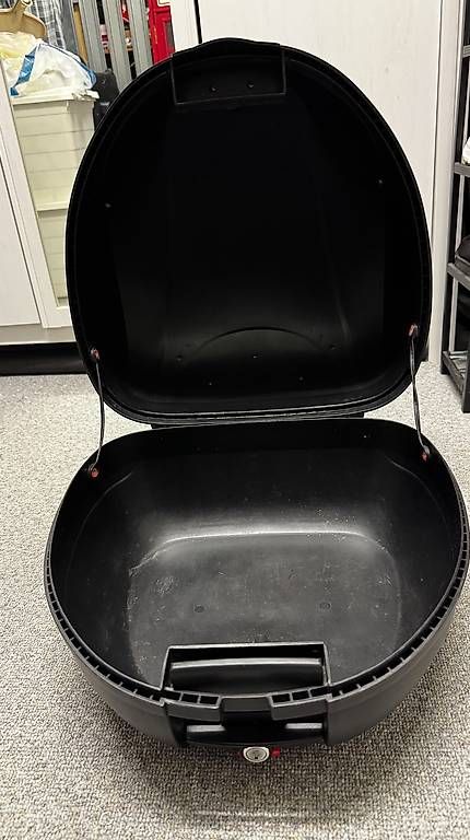Topcases: Topcase Vengo – D'occasion à Allschwil par miirlee 1