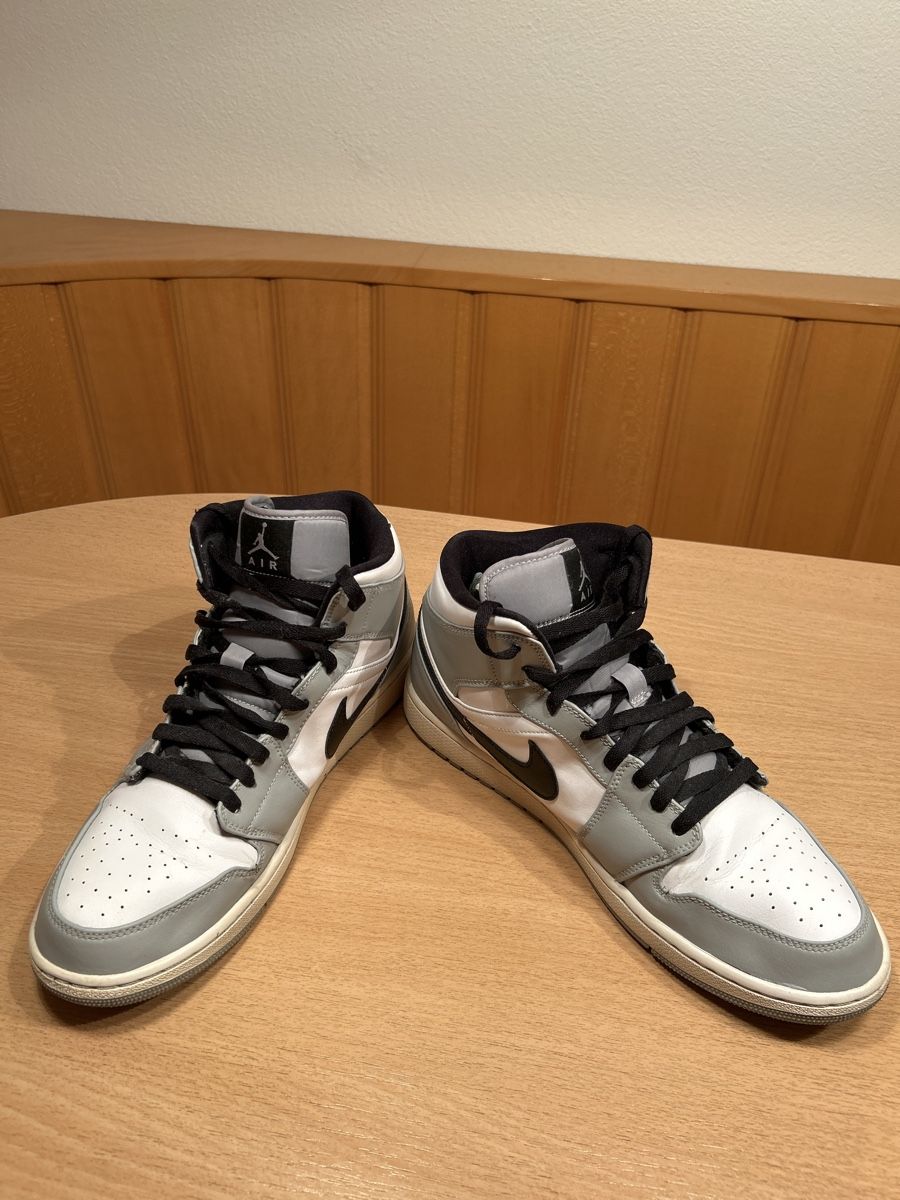 Jordan Scarpe da uomo: Jordan 1 Mid Light Smoke Grey – Usato da sempach station venduto da yokohama02 2