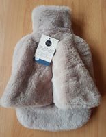 KUSCHELIGE PREMIUM WÄRME-BETTFLASCHE (NEU) MIT SCHLUPF FÜSSE