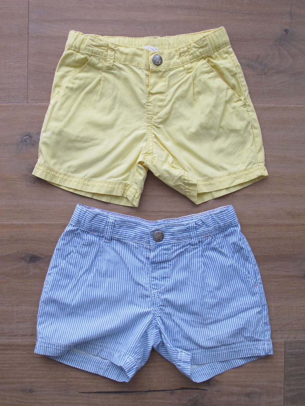 Pantalons: Shorts Mädchen Gr. 98 2 Stück – D'occasion à Rheinfelden par zwitschi_09