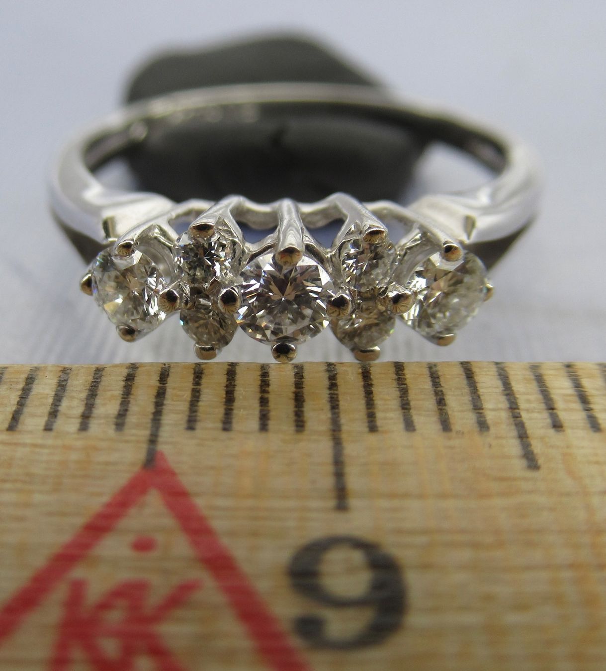 Anelli: Weissgoldring 750 mit Brillanten – Usato da Murten venduto da Ulwachbinassegraf 6