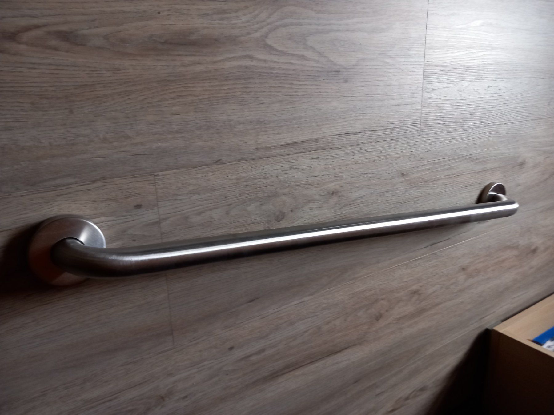 Vasche da bagno: Wandhalterung INOX – Usato da Huttwil venduto da suiprerrib 3