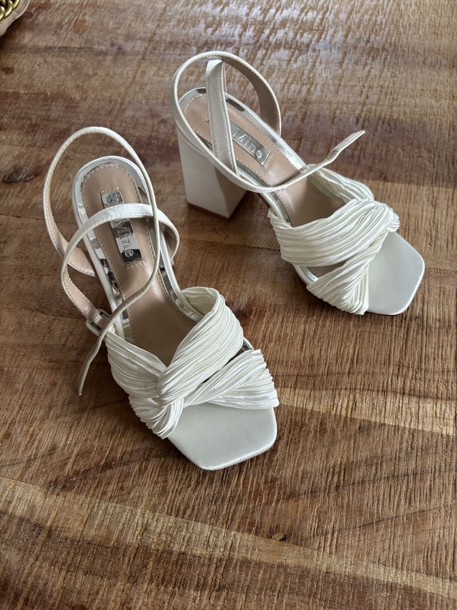 Chaussures femmes: Brautschuhe Hochzeit – Neuf (Voir description) à Wädenswil par S.ke