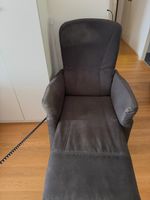 Sessel Rücken und Fusslehne