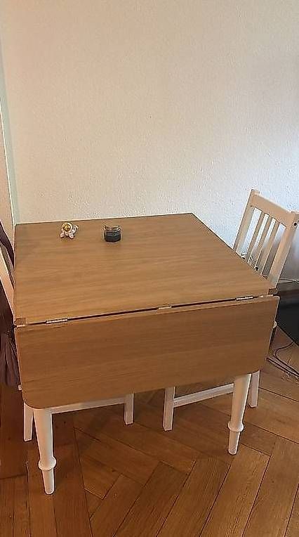 Tables: Table à manger IKEA Danderyd – D'occasion à Lausanne par tom_vq5p 1