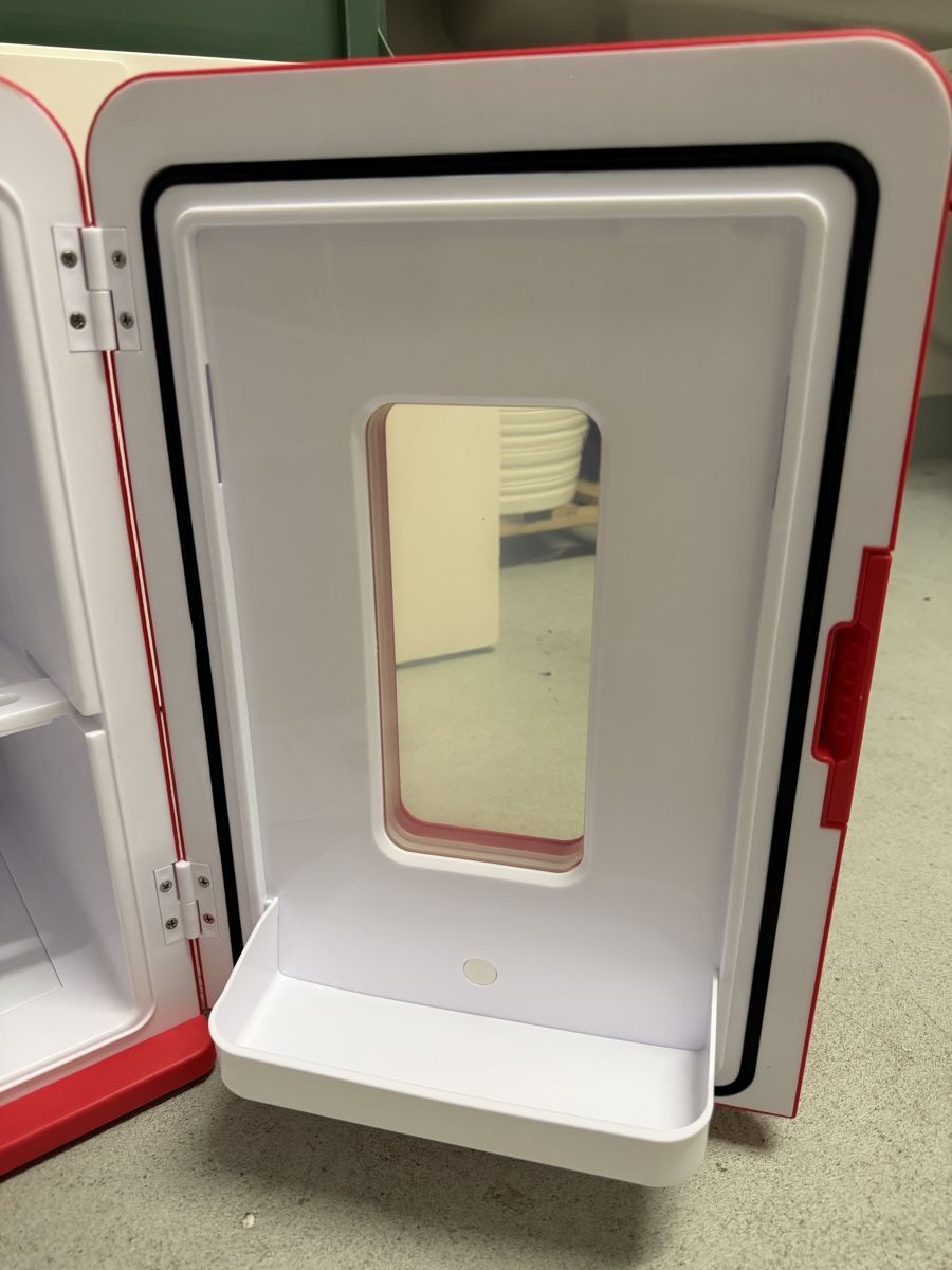 Fust Kühlschrank: Mini Kühlschrank 15L  – Neu (gemäss Beschreibung) aus Niederwangen BE von KBL85 2
