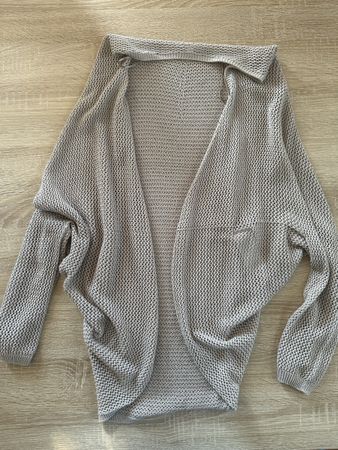 3 Strickjäggli in L/XL