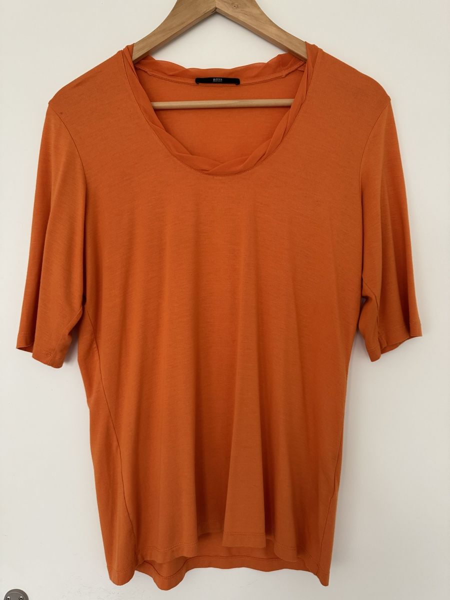 Hugo Boss T-shirt: Hugo Boss T-Shirt S-M – Usato da Oberrohrdorf venduto da V_und_V