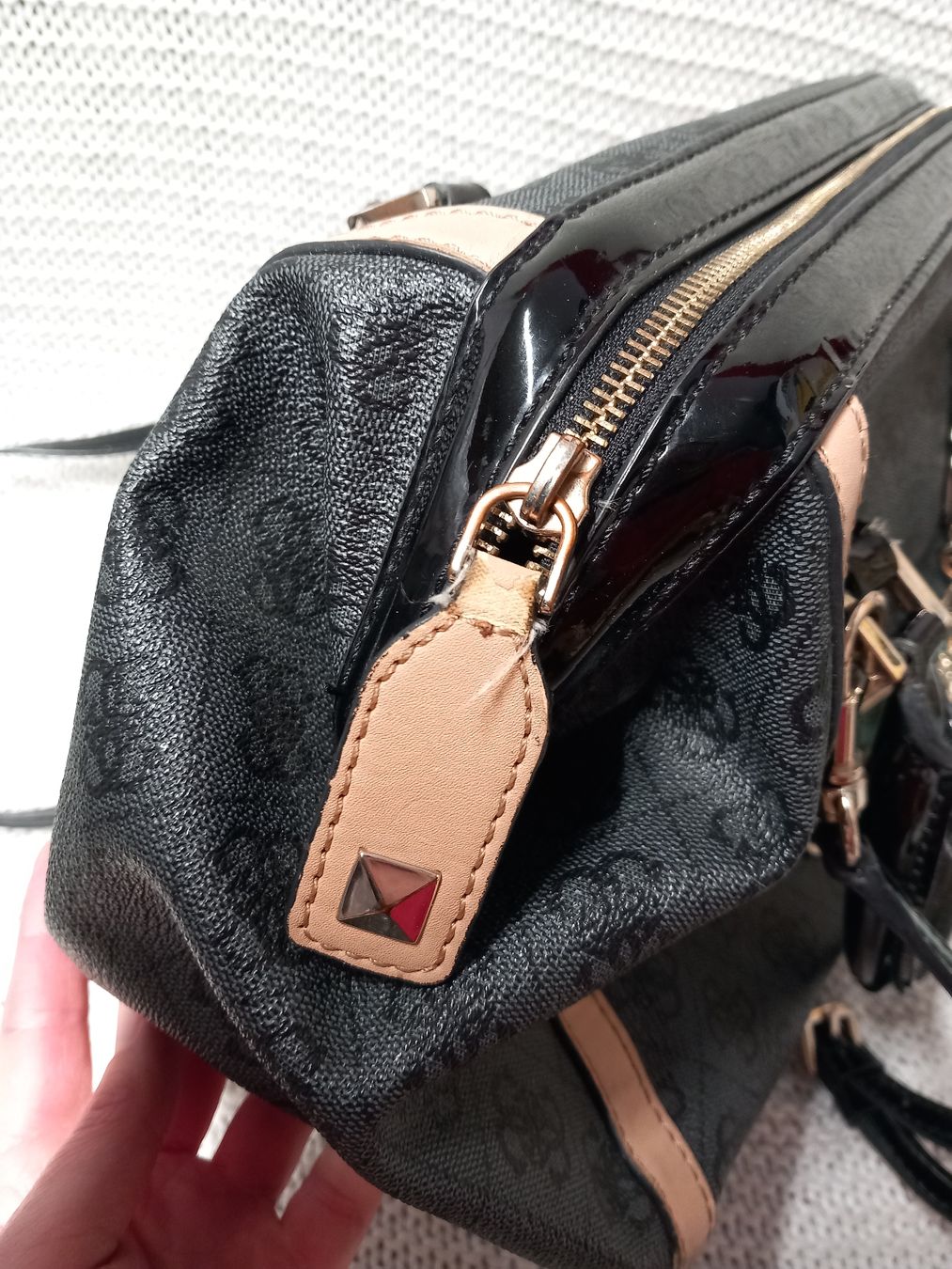 Guess Borse da donna: GUESS Handtasche – Usato da Merligen venduto da muss_haben 5