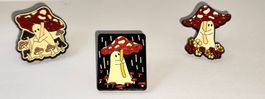 3 Stück: Pin-Set "Pilz mit Geist Motiv" NEU!