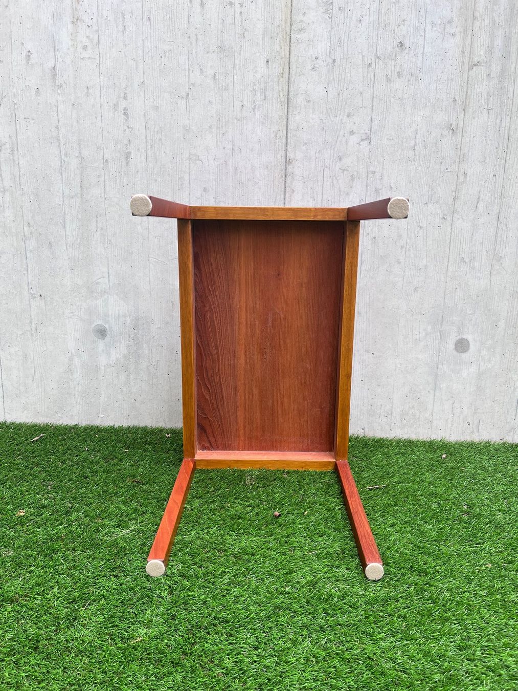 Tische: Beistelltisch aus Teak – Gebraucht aus Küsnacht ZH von Quiti 4