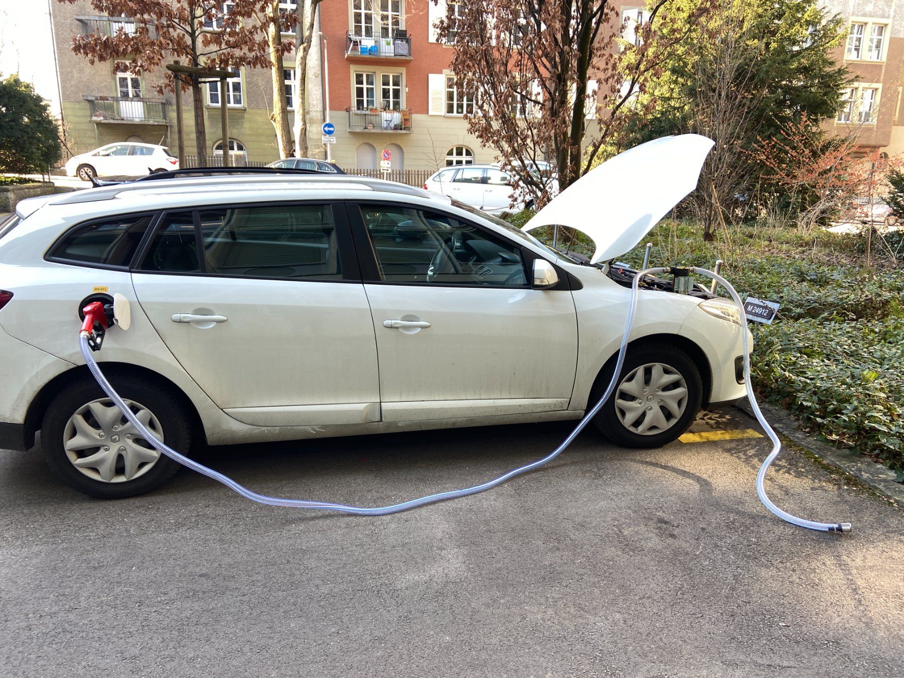 Pompe a diesel & di travaso: Dieselpumpe 12 V – Usato da Grasswil venduto da juf_7l6z 1